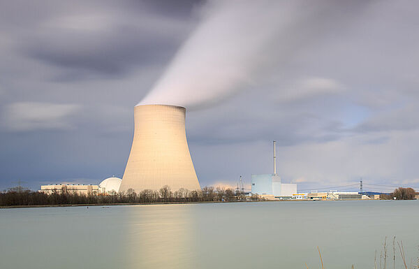 Atomkraftwerk Isar 2 bei Landshut (Foto: mmuenzl/stock.adobe.com)