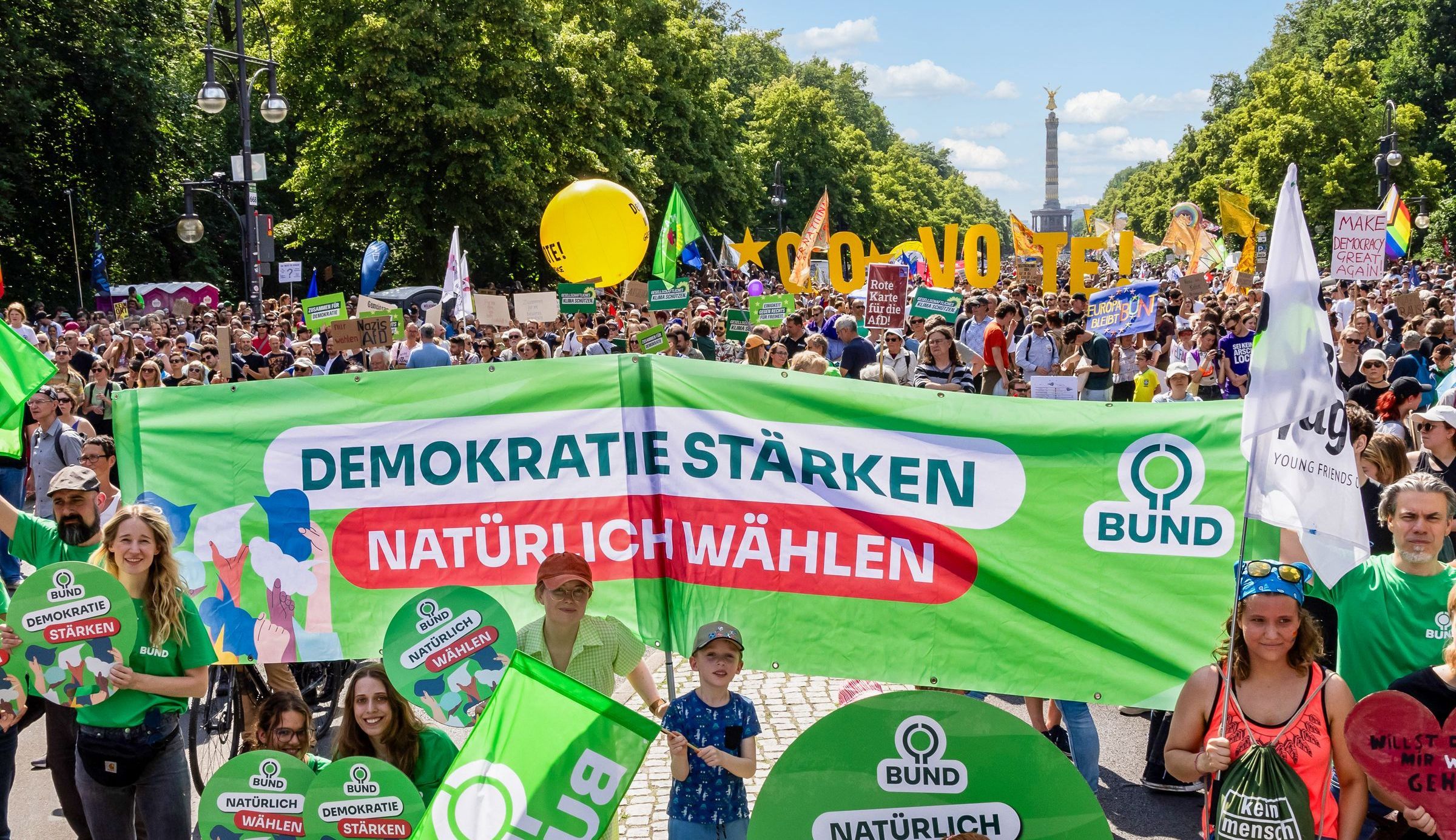 Foto der Demokratie-Demo zur Europawahl am 8. Juni 2024in Berlin 