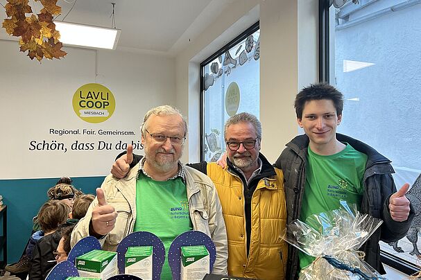 Bund Naturschutz bei der Eröffnung des Ladens